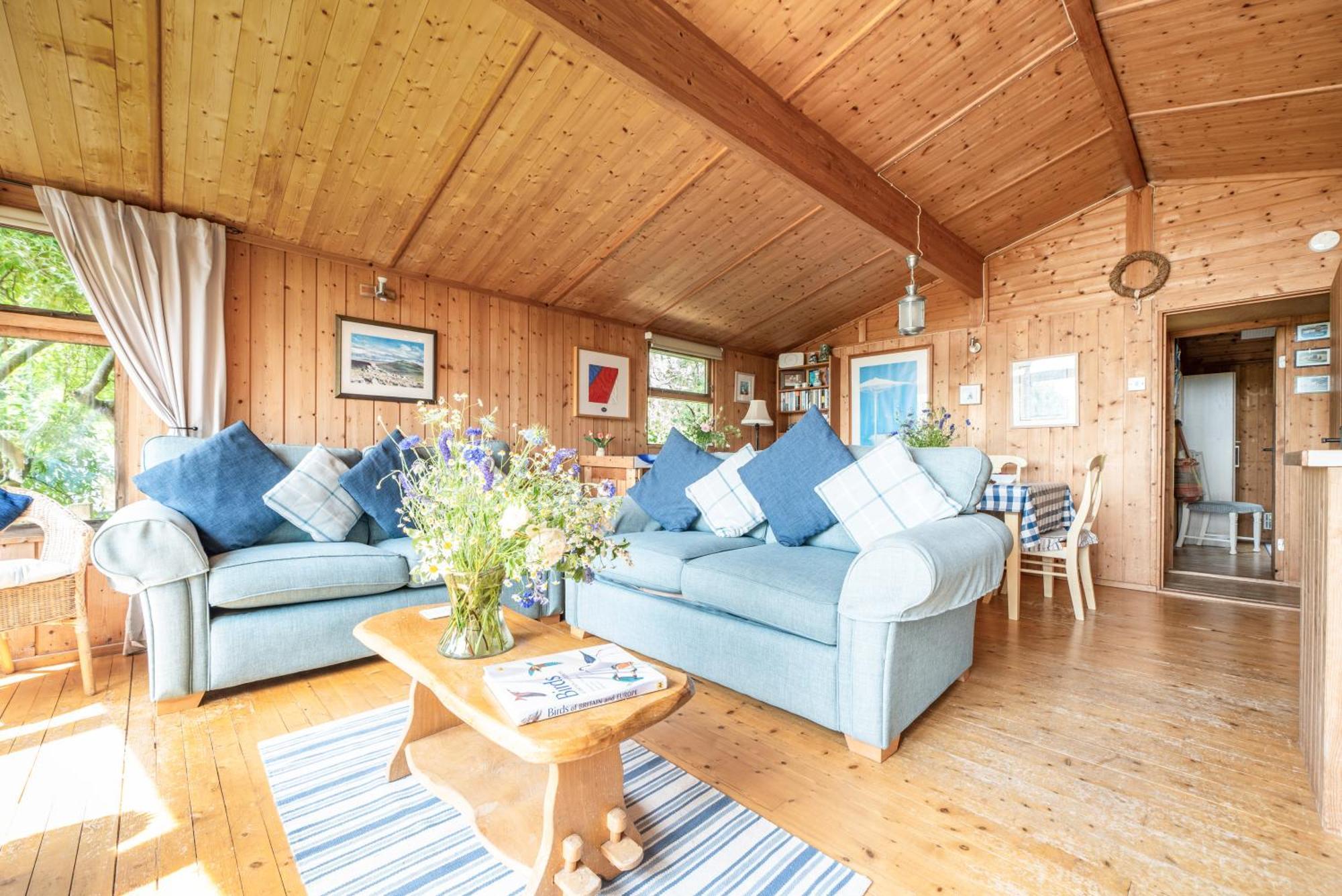 Scandinavian Style Lodge In Rock Wadebridge Exterior foto