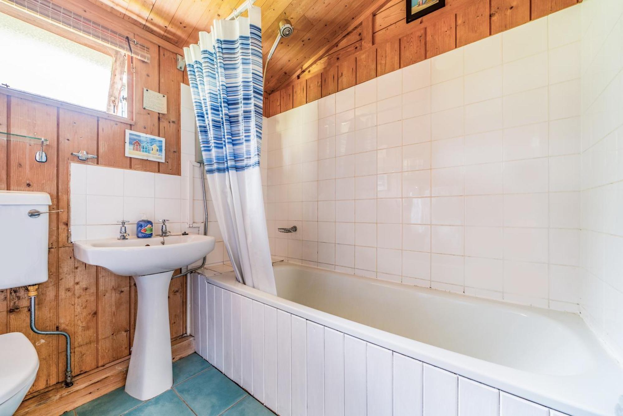 Scandinavian Style Lodge In Rock Wadebridge Exterior foto
