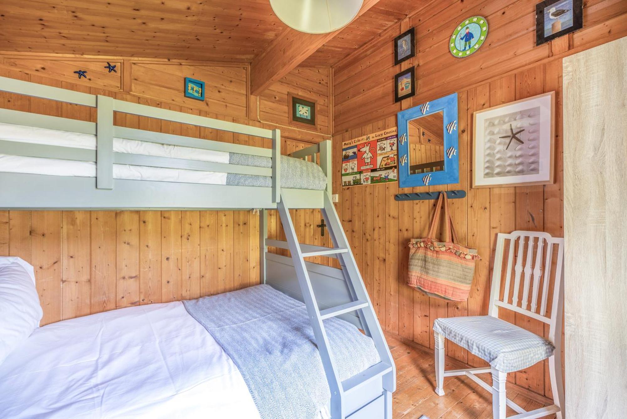 Scandinavian Style Lodge In Rock Wadebridge Exterior foto